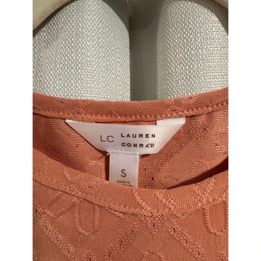LC‎ Lauren Conrad Coral Orange Floral Eyelet Puff Sleeve Top Sz S